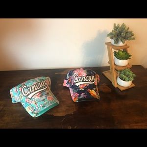 Lot of 2 Robin Ruth Cancun quilted adjustable hats